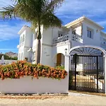 Villa Sandra Little Haven Apartment